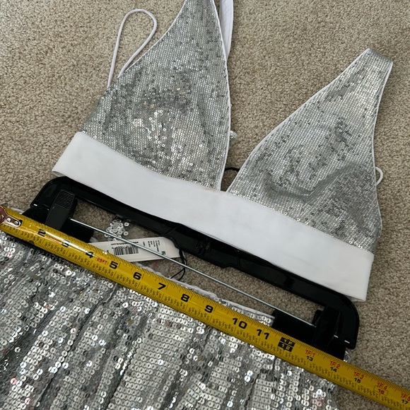 New sequin SET by Alice and Olivia, Era/Reagan - Picture 10 of 16